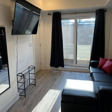 Lovely One Bedroom Condo With Free Parking Niagara Bagian luar foto