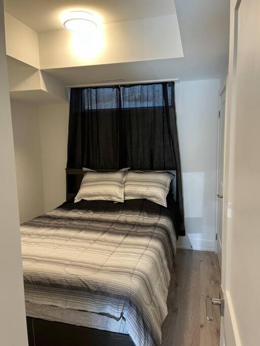 Lovely One Bedroom Condo With Free Parking Niagara Bagian luar foto